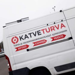 Suomalaiset ja autoilu