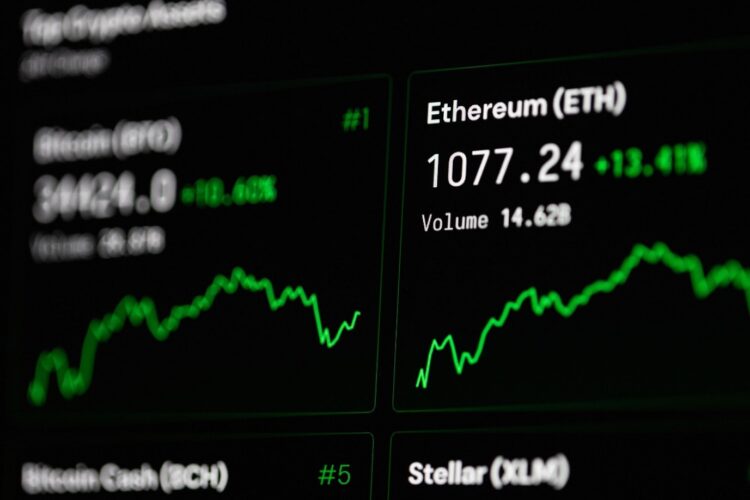 Ethereum matkii Bitcoinia! Toiseksi suosituimman kryptovaluutan kaikkien aikojen ennätys